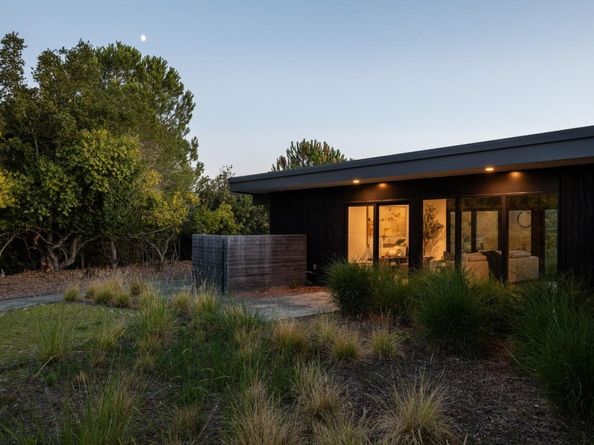 12698 La Cresta Drive, Los Altos Hills CA 94022