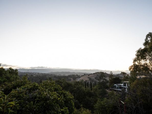 12698 La Cresta Drive, Los Altos Hills CA 94022