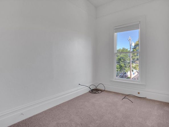 2310 Pacific Avenue, Alameda CA 94501