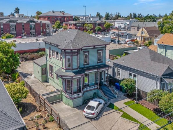 2310 Pacific Avenue, Alameda CA 94501