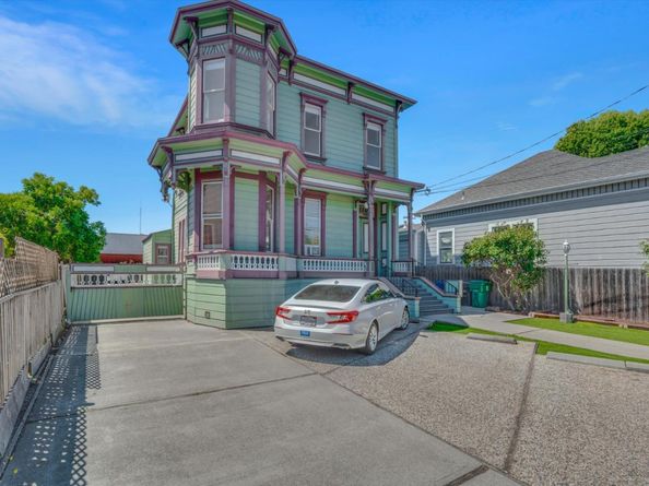 2310 Pacific Avenue, Alameda CA 94501