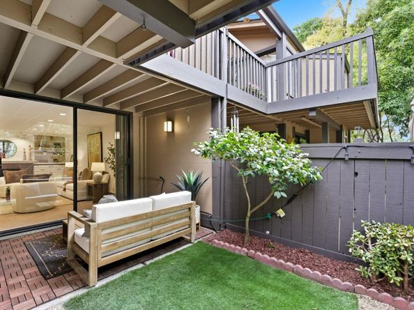 2000 Rock Street 7, Mountain View CA 94043