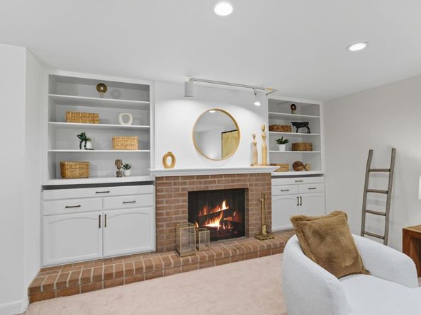 2000 Rock Street 7, Mountain View CA 94043