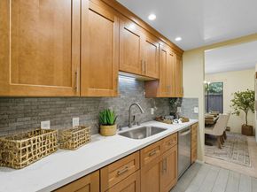 2000 Rock Street 7, Mountain View CA 94043