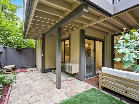 2000 Rock Street 7, Mountain View CA 94043