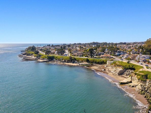 890 West Cliff Drive 8, Santa Cruz CA 95060