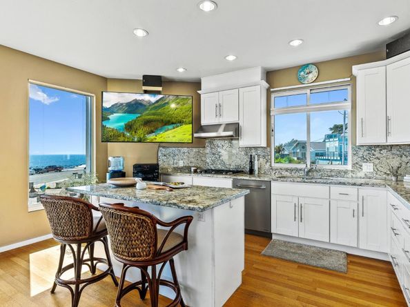 890 West Cliff Drive 8, Santa Cruz CA 95060