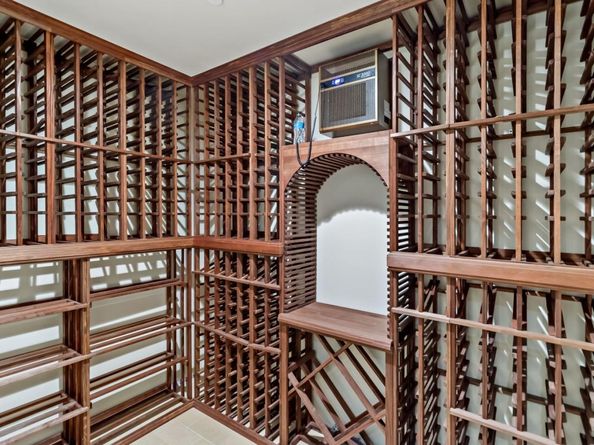 627 Tennyson Avenue, Palo Alto CA 94301