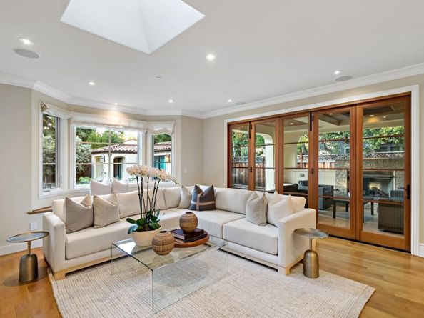 627 Tennyson Avenue, Palo Alto CA 94301