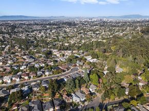 3332 Victor Avenue, Oakland CA 94602