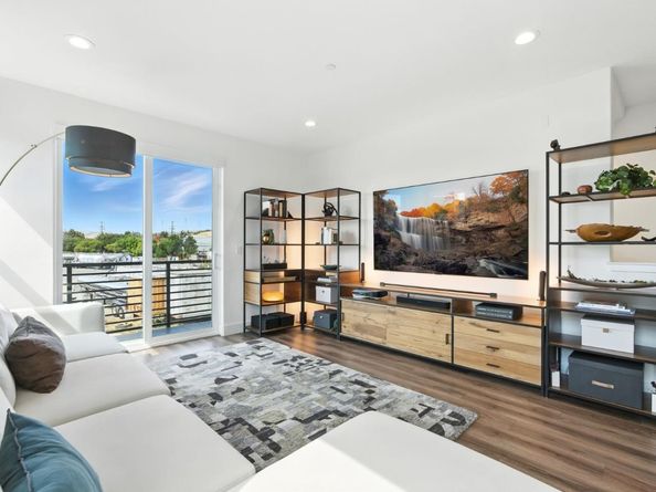 3493 Router Common, Fremont CA 94538