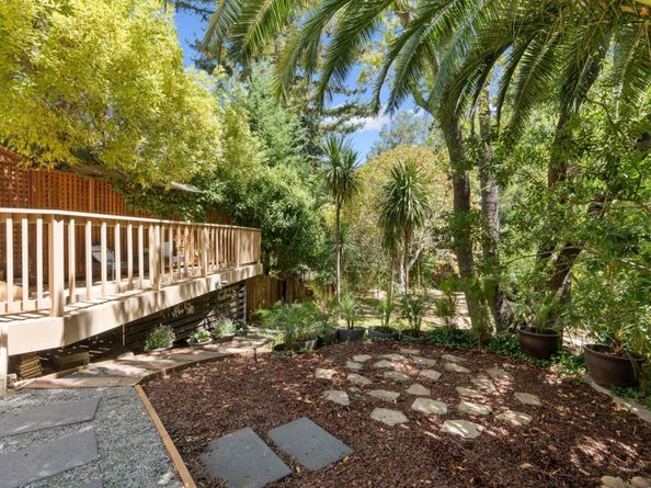 932 Lundy Lane, Los Altos CA 94024