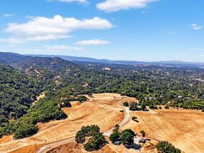 932 Lundy Lane, Los Altos CA 94024