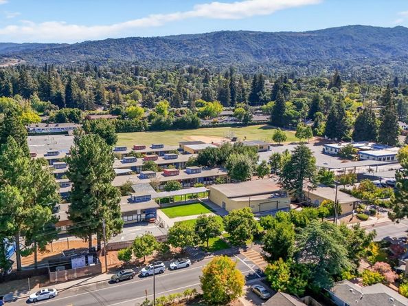 932 Lundy Lane, Los Altos CA 94024