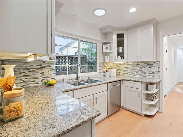932 Lundy Lane, Los Altos CA 94024