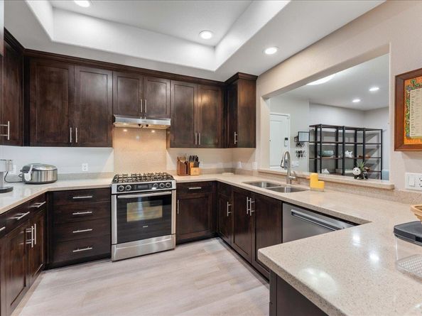 912 Campisi Way 115, Campbell CA 95008