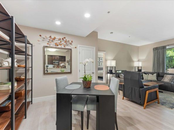 912 Campisi Way 115, Campbell CA 95008