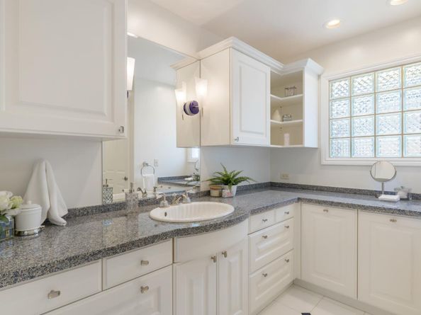 822 Amber Lane, Los Altos CA 94024