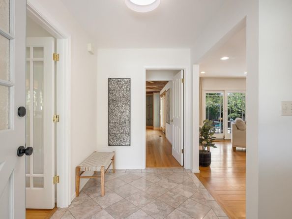 822 Amber Lane, Los Altos CA 94024