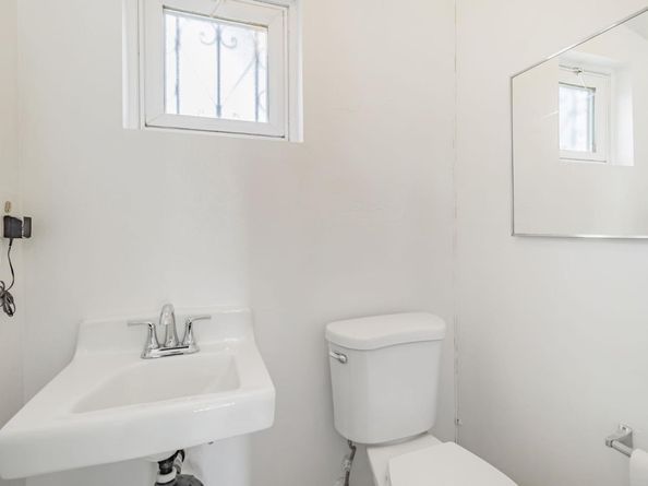 454 Daisy Ln, East Palo Alto CA 94303