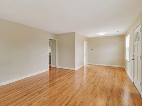 454 Daisy Ln, East Palo Alto CA 94303
