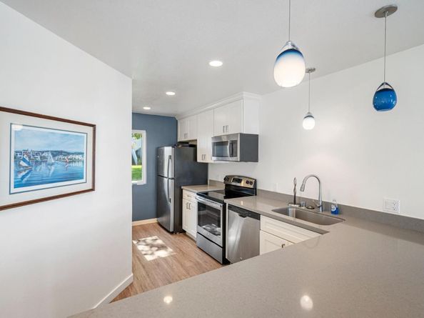 800 Balboa Lane, Foster City CA 94404