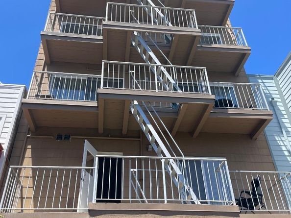 7039 Geary Boulevard, San Francisco CA 94121