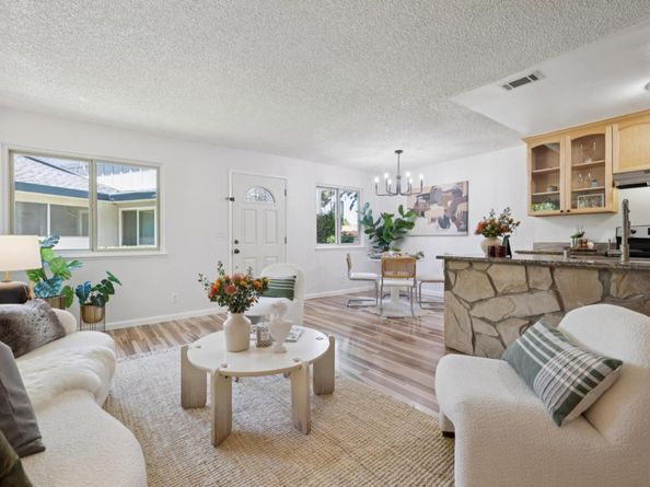 390 N 1st Street 2, Campbell CA 95008