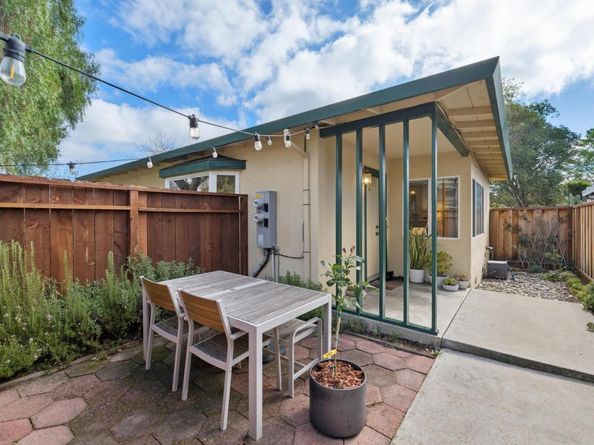 674 Bryson Avenue, Palo Alto CA 94306