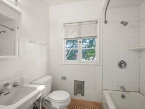 Arch, Berkeley CA 94708