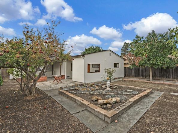 380 Meadow Lane, San Jose CA 95127