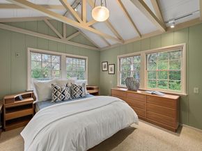 1200 Woodland Avenue, Menlo Park CA 94025