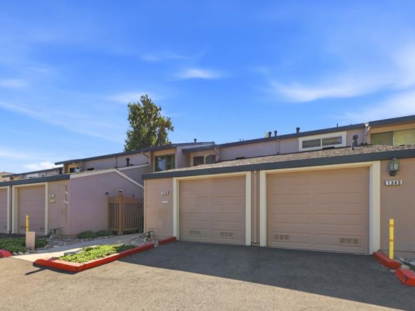 1349 Merrivale West Square, San Jose CA 95117