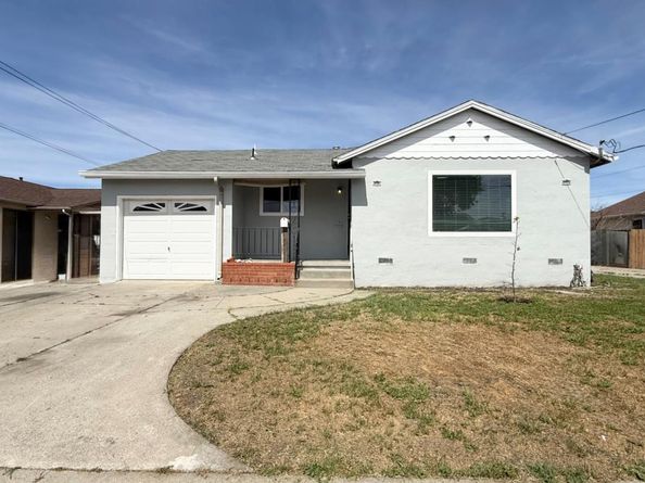 1367 Hubbard Avenue, San Leandro CA 94579