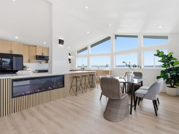 300 Fair Haven Road, Alameda CA 94501