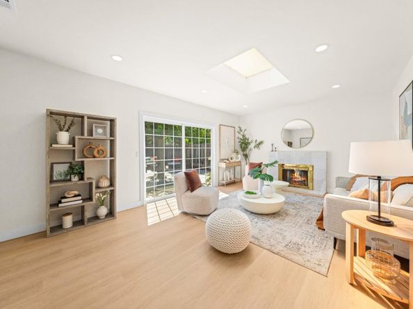 1294 S Stelling Road, Cupertino CA 95014