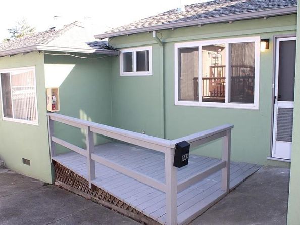 885 Laurel Avenue, Belmont CA 94002