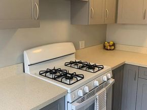 885 Laurel Avenue, Belmont CA 94002