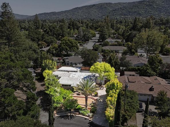 20210 Franklin Avenue, Saratoga CA 95070