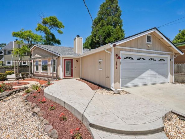 407 Columbus Street, Half Moon Bay CA 94019