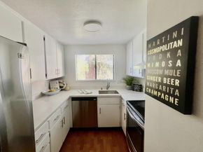 1001 E Evelyn Terrace 132, Sunnyvale CA 94086