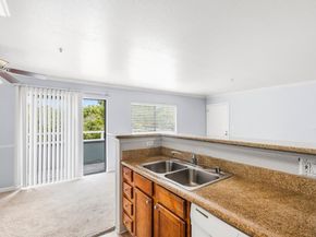 41 Grandview Street 208, Santa Cruz CA 95060