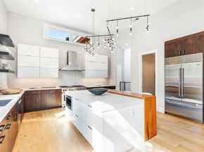 3751 El Centro Street, Palo Alto CA 94306