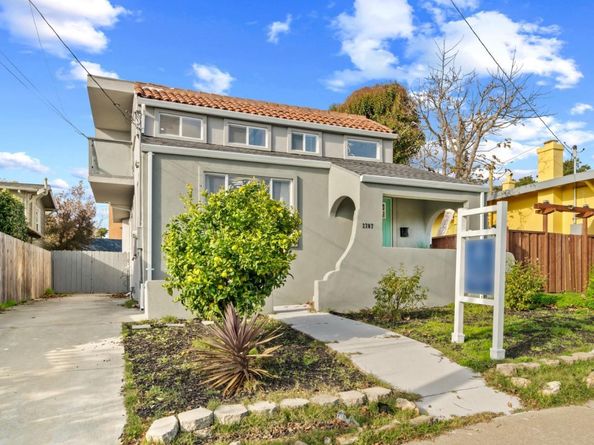 2707 Monticello Avenue, Oakland CA 94619