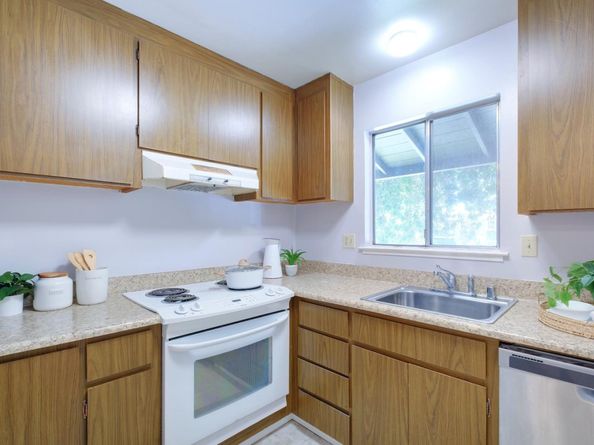 50 E Middlefield Road 40, Mountain View CA 94043