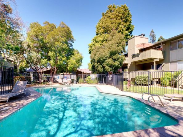 50 E Middlefield Road 40, Mountain View CA 94043