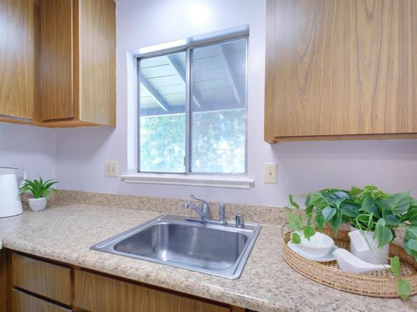 50 E Middlefield Road 40, Mountain View CA 94043