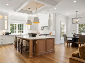 1 Tuttle Lane, Lynnfield MA 01940