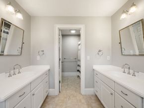 41 Chesterton Rd, Wellesley MA 02481