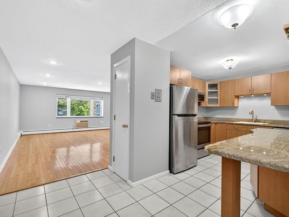 2323 Washington St 16, Newton MA 02462